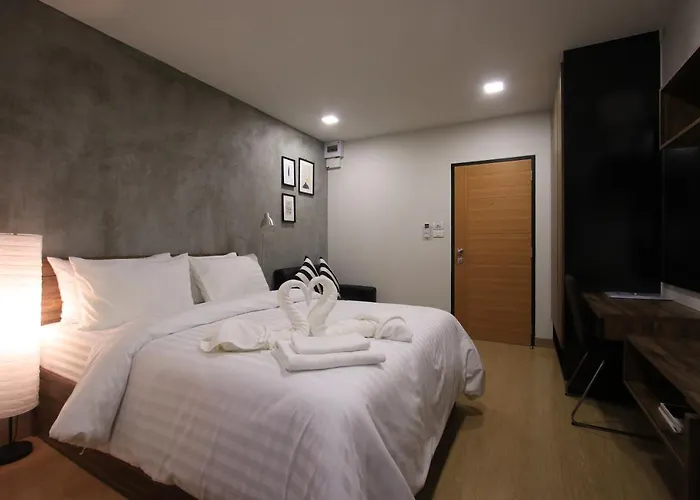 アパートホテル Tata House 3*